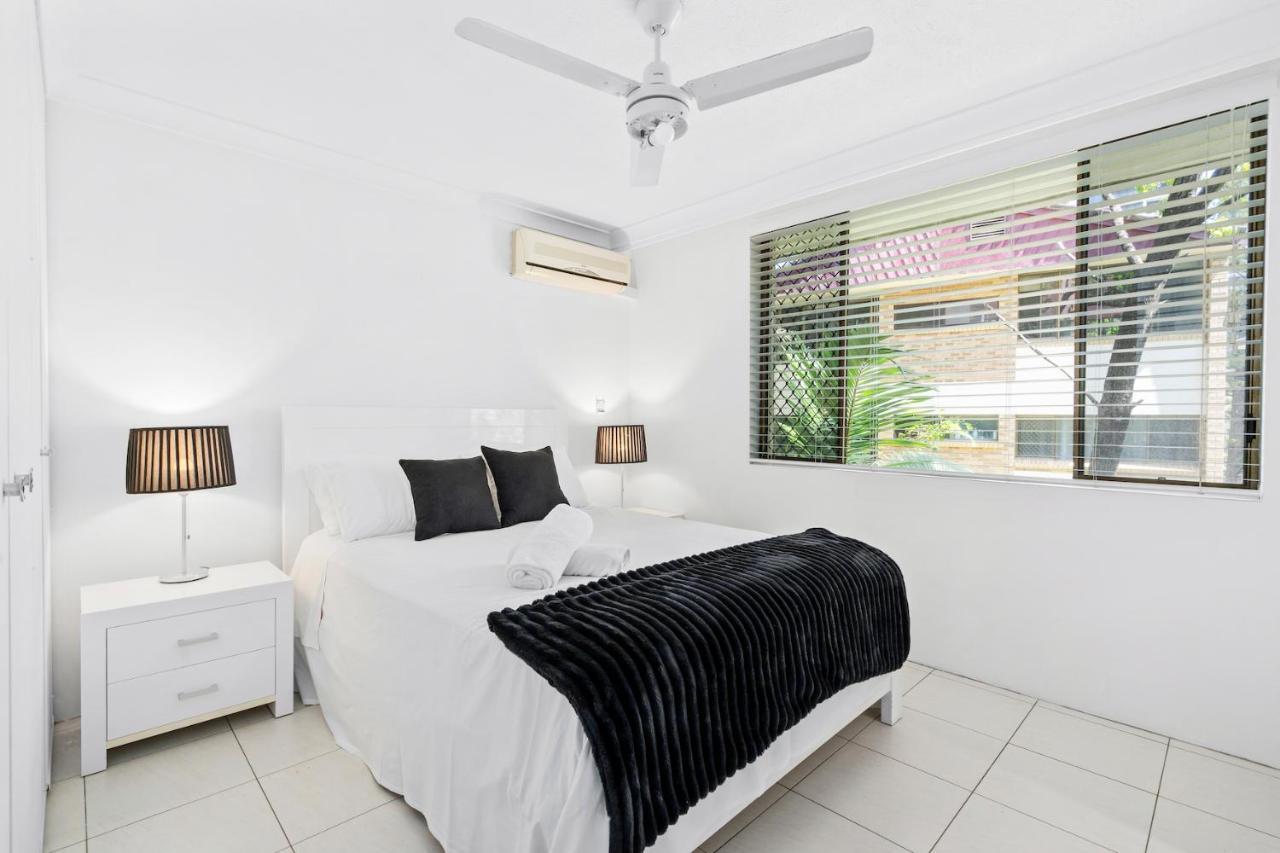 Coco Bella Dream In Surfers Paradise Apartment